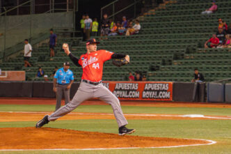 Águilas del Zulia enfrenta a Caribes de Anzoátegui en el estadio Alfonso ‘Chico’ Carrasquel de Puerto La Cruz.