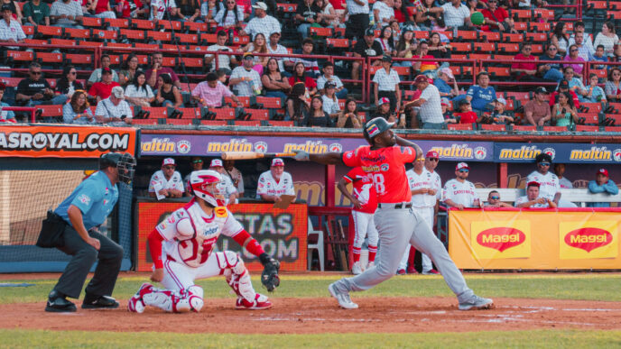 Águilas del Zulia venció 4-2 a los Cardenales de Lara en el estadio Antonio Herrera Gutiérrez de Barquisimeto.