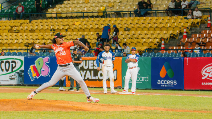 Eybersson Polanco brilló como relevista clave en la victoria de Águilas del Zulia ante Tiburones.