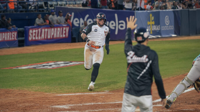 Águilas del Zulia venció 5-4 a Bravos de Margarita con elevado de sacrificio de Eduardo Torrealba en Maracaibo.