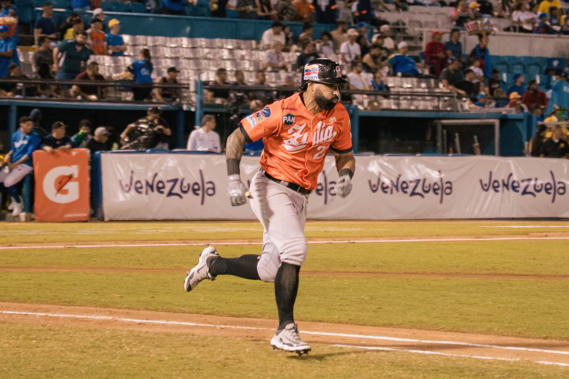 Alí Castillo disputó su juego número 500 con Águilas del Zulia ante Magallanes.