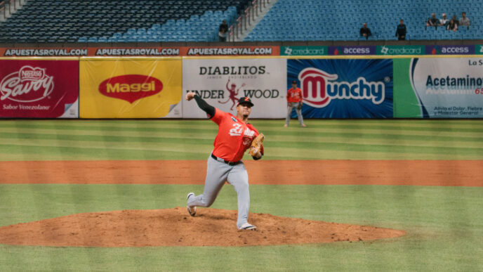 Andry Lara lanzó 6.1 innings y 7 ponches para guiar la victoria de Águilas del Zulia ante Leones.