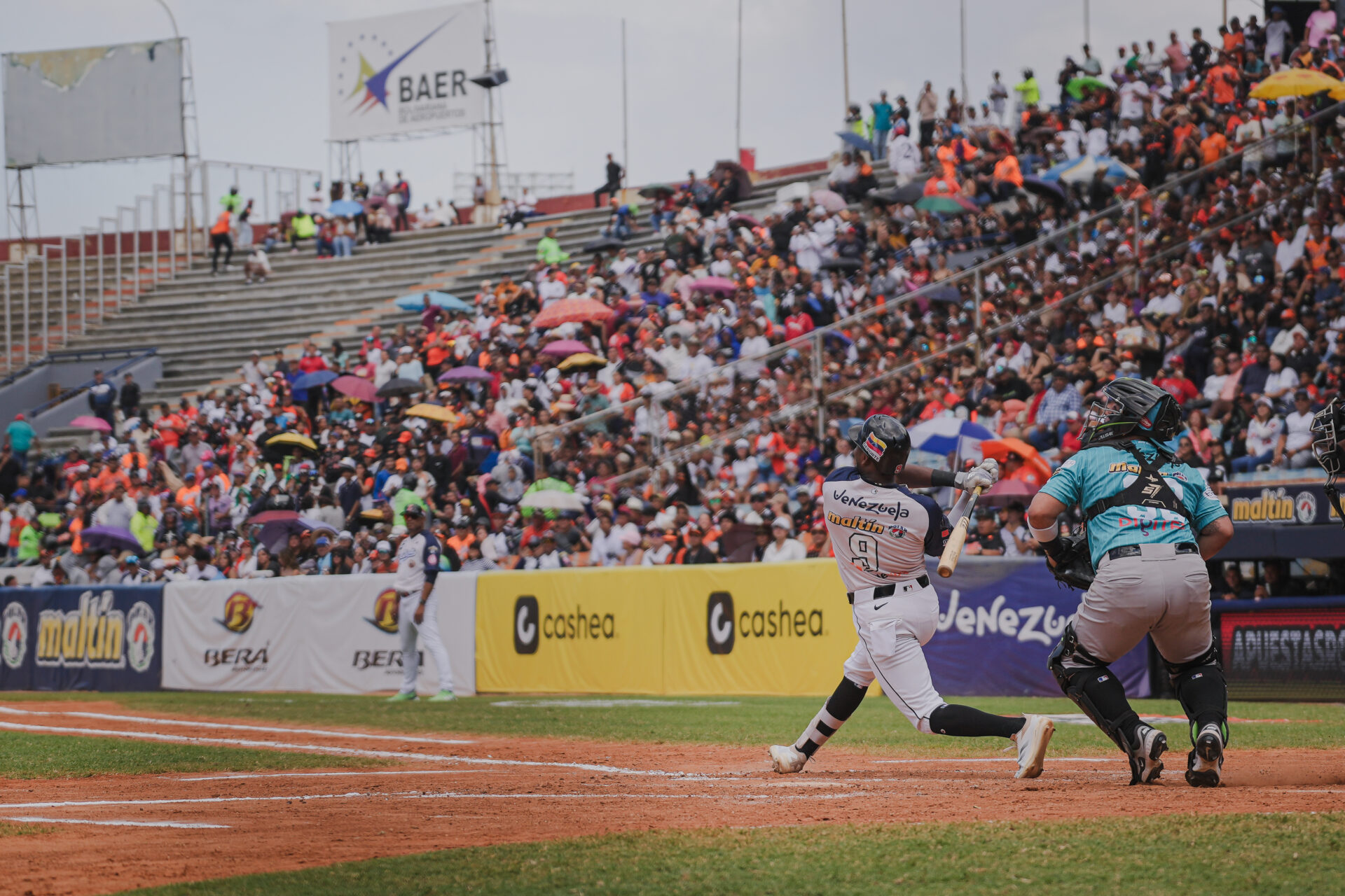 Jaison Chourio impulsó dos carreras en el Juego de la Chinita 2025 con Águilas del Zulia.