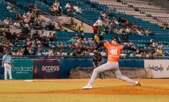 José Dávila lanzó seis innings en blanco para liderar la victoria 7-2 de Águilas del Zulia sobre Magallanes en Valencia.