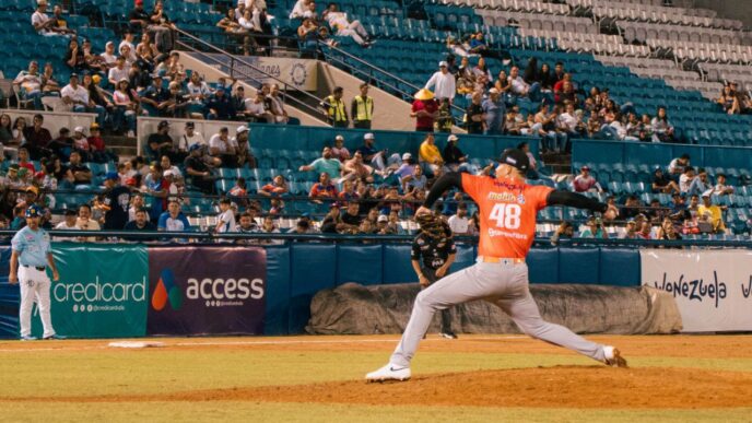 José Dávila lanzó seis innings en blanco para liderar la victoria 7-2 de Águilas del Zulia sobre Magallanes en Valencia.