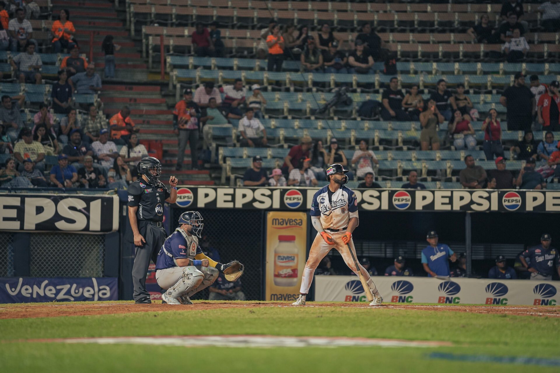 Aeverson Arteaga conecta boleto decisivo con Águilas del Zulia