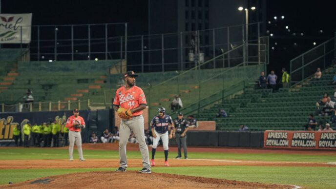 Águilas del Zulia cae por blanqueada ante Caribes