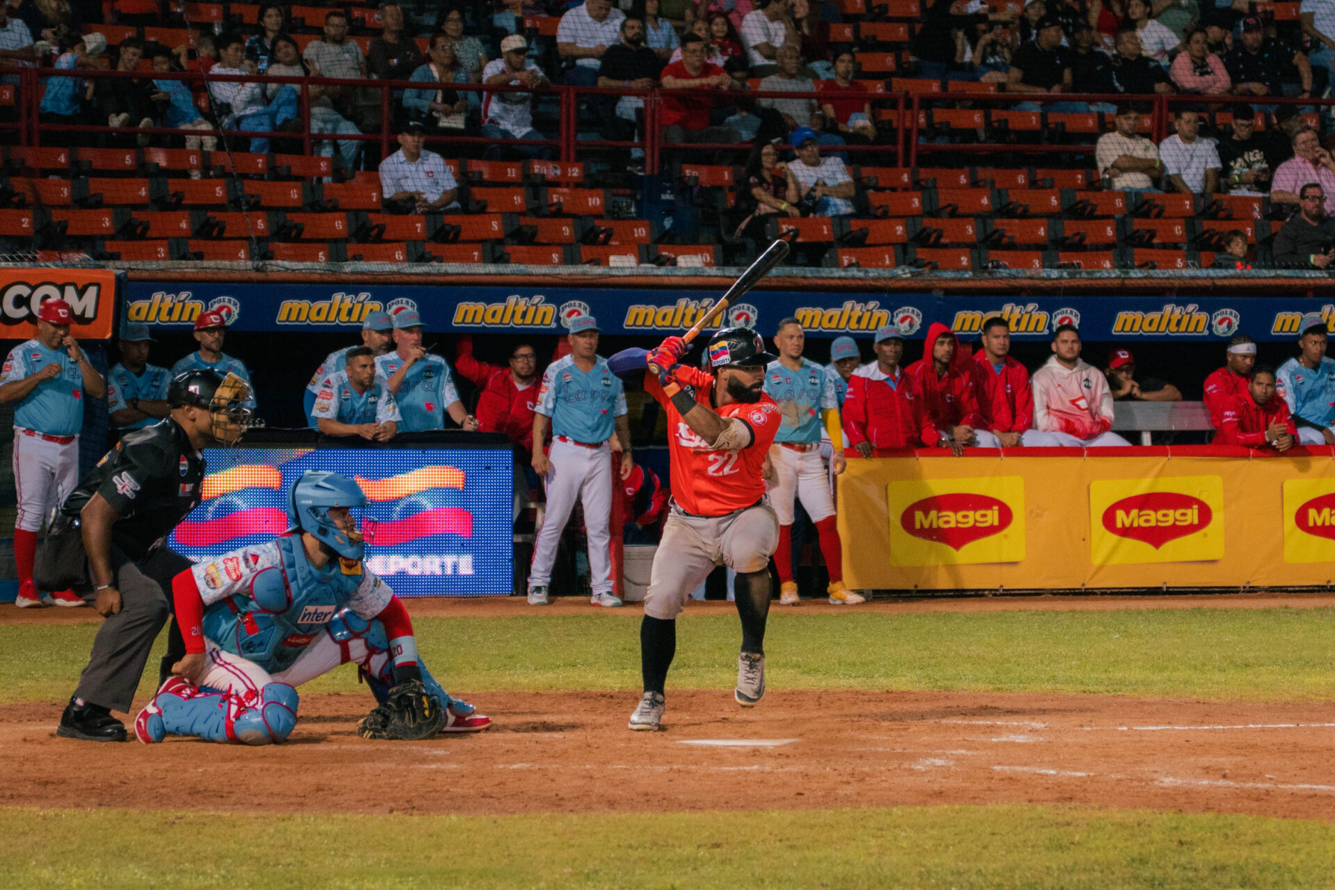 Alí Castillo conectó dos imparables y anotó una carrera ante Cardenales de Lara.