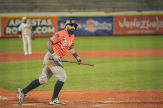Águilas vence a Bravos en Porlamar