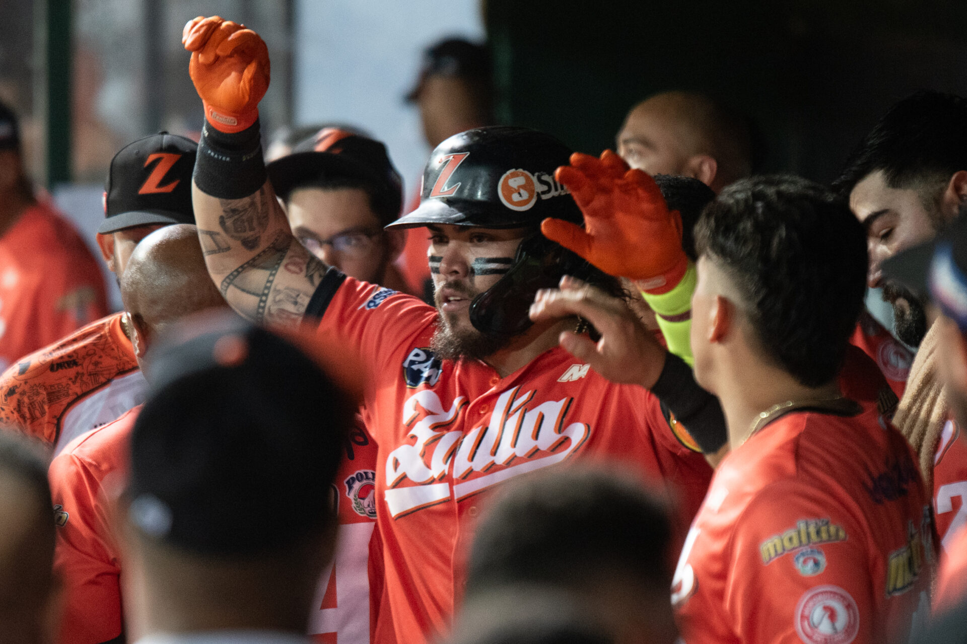 Jonrones de Bonaci, Chaparro y Pirela en el Round Robin
