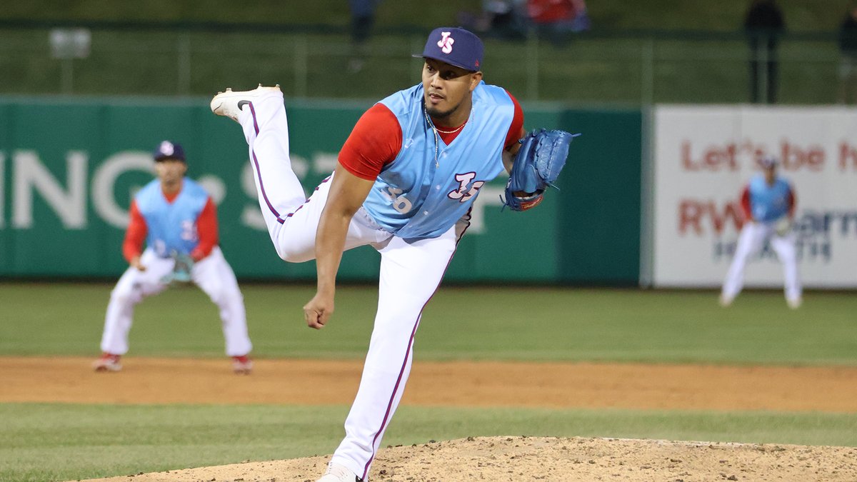 Giuseppe Velásquez lanzador Phillies Clase A 2026