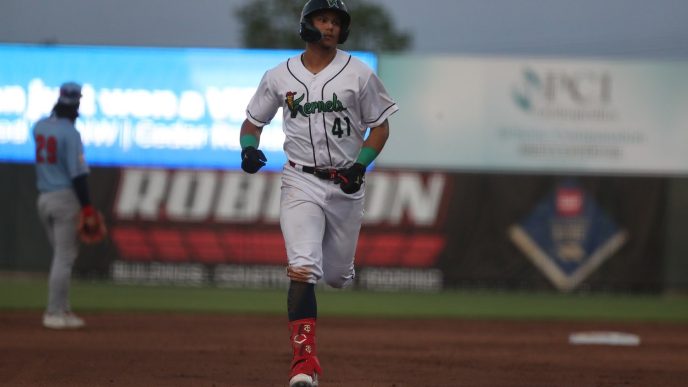 jose-salas-cedar-rapids-kernels-aguilas-del-zulia