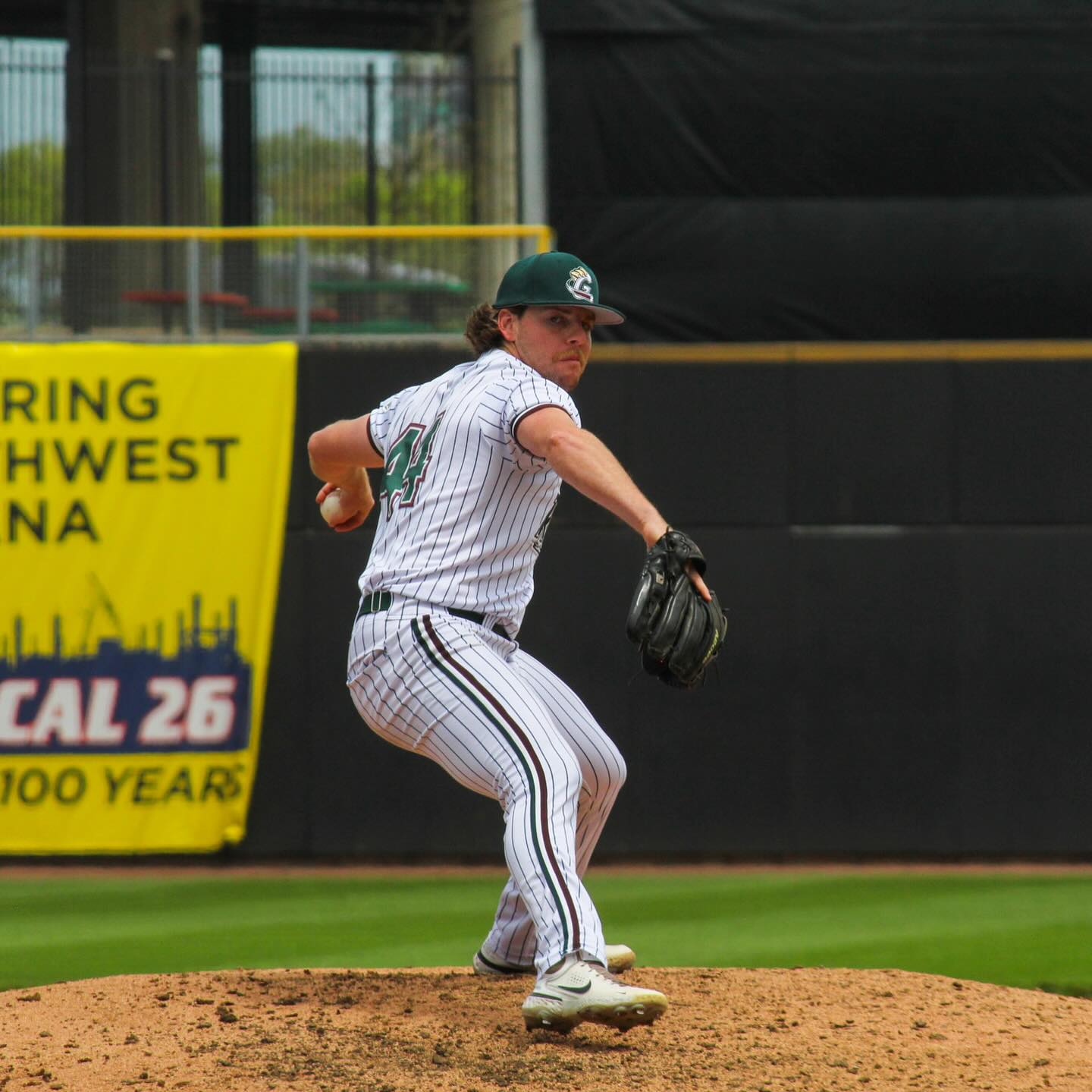 Denson Hull, lanzador zurdo de los Gary SouthShore RailCats y refuerzo de Águilas del Zulia.
