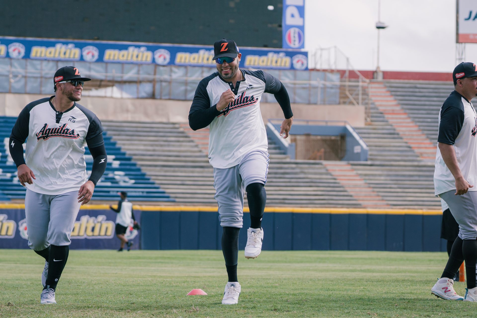 Henry Centeno durante el segundo juego interescuadras de Águilas del Zulia